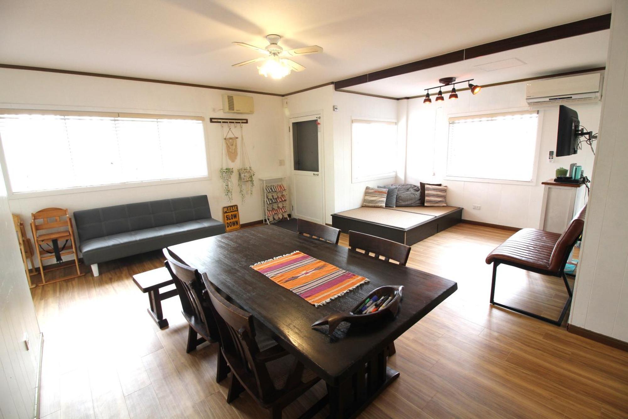 Hotel Whale Okinawa à Kadena Extérieur photo