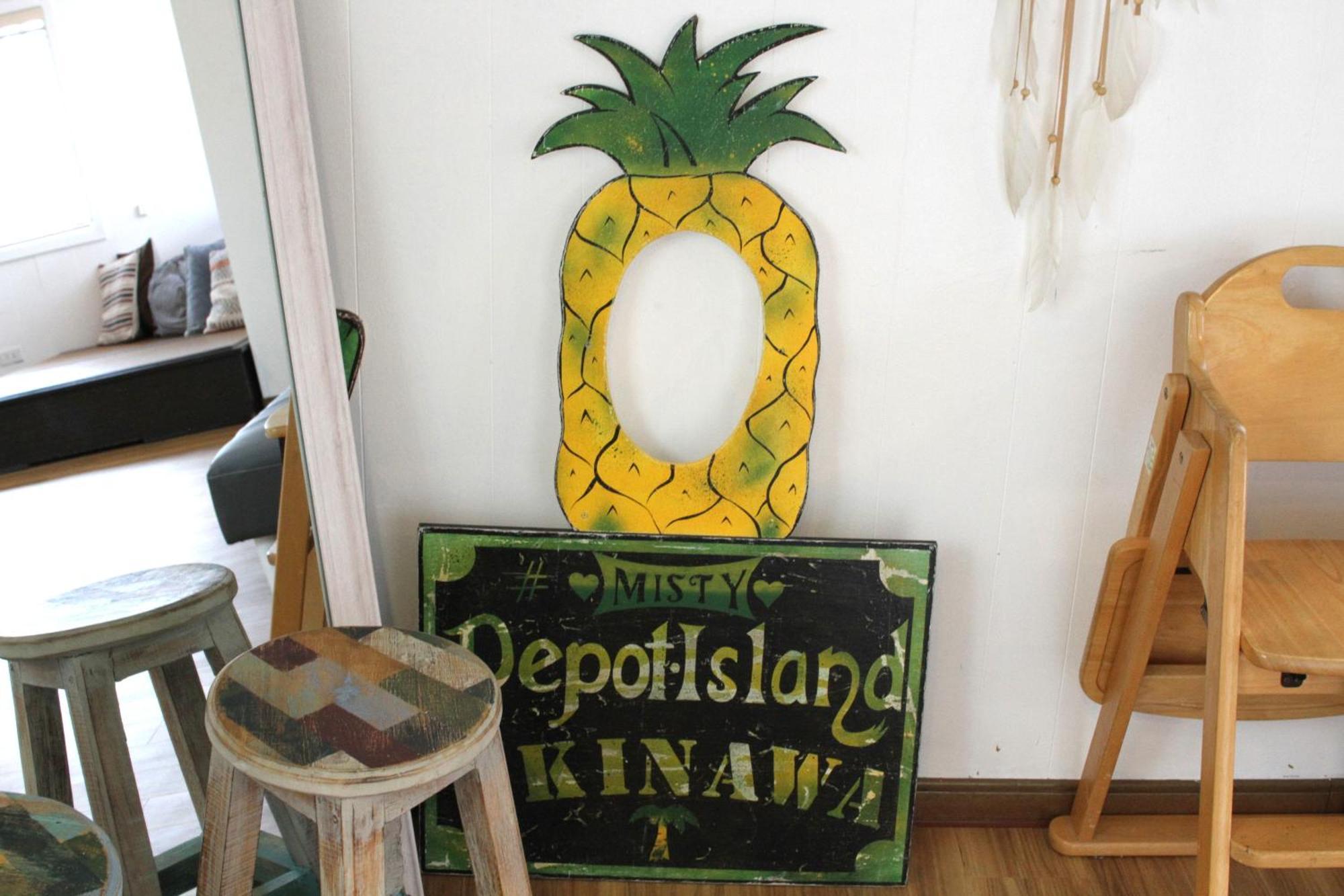Hotel Whale Okinawa à Kadena Extérieur photo